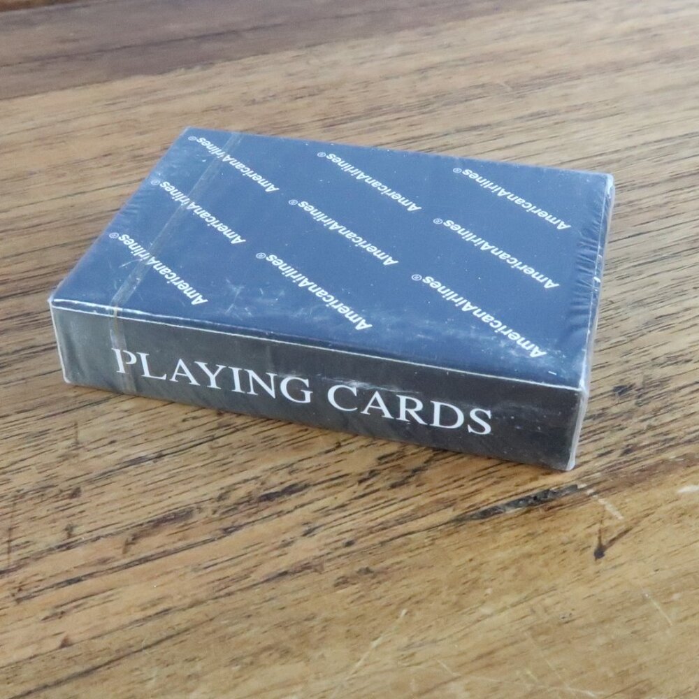 VINTAGE BLUE AMERICAN AIRLINES PLAYING CARDS POKER SIZE VINTAGE SEALED PACKAGE